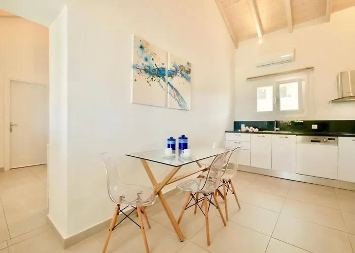 Beachfront Stato Da Mar By Dadovillas * Παραλία Αλμυρού