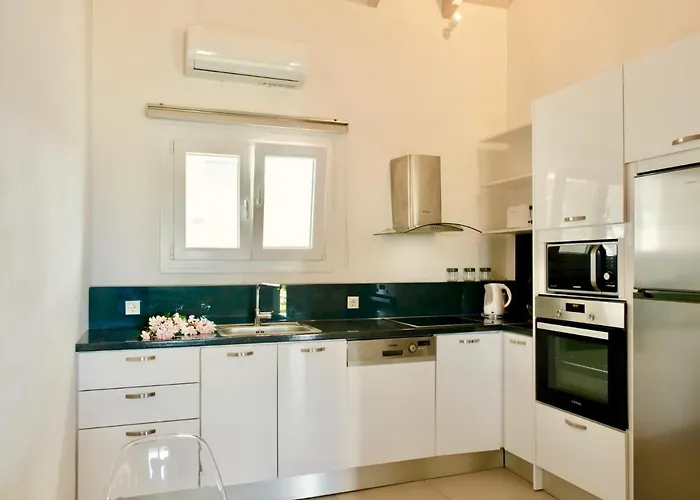 Beachfront Stato Da Mar By Dadovillas *