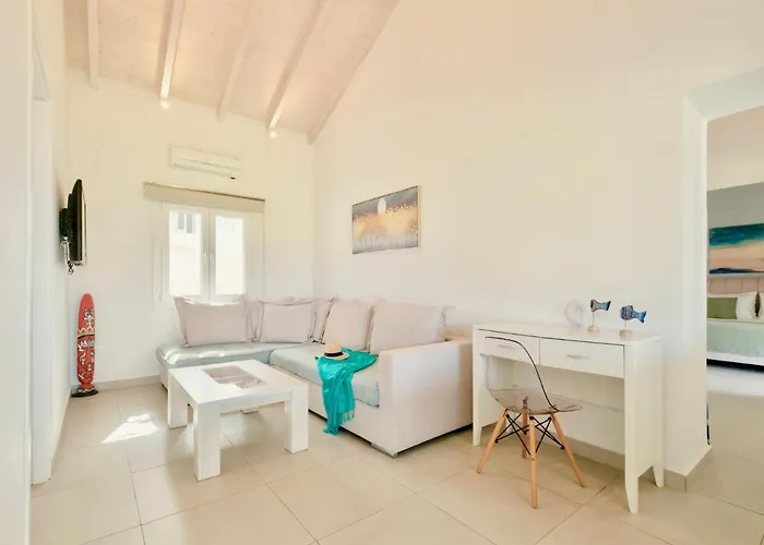 Beachfront Stato Da Mar By Dadovillas Βίλα Παραλία Αλμυρού