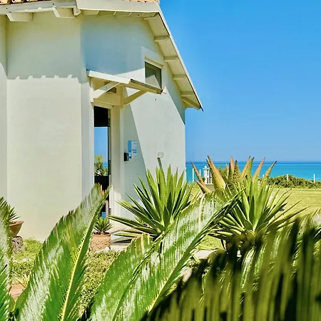 Vilă Beachfront Stato Da Mar By Dadovillas
