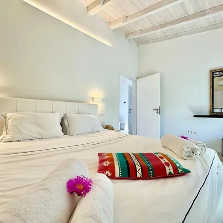 Villa Beachfront Stato Da Mar By Dadovillas Almiros Beach